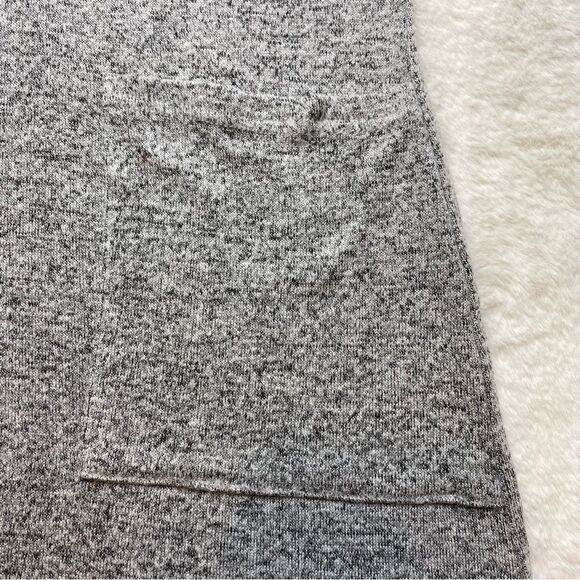 Latched Mama Gray Nest Nursing Tunic Size Small - Picture 7 of 9